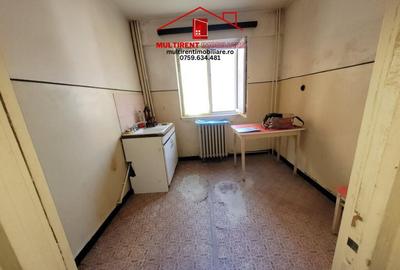 Vanzare apartament 2 camere cartier Vest-parter ! - 7