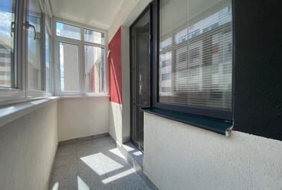 Apartament cu 3 camere decomandat în Drumul Taberei - 14