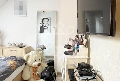 Apartament la curte de vanzare, strada Cardinal Iuliu Hossu Oradea - 12