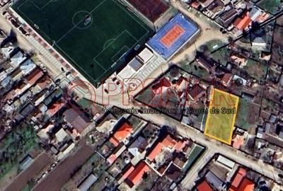 Teren de 925 mp, în Central - 2