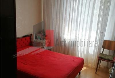 Tei, apartament de 3 camere - 10