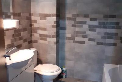 Apartament cu 2 camere decomandat în Complex Studențesc