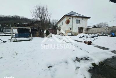 Casă cu 3 camere cu Teren 2317 Mp în Roșia - 3