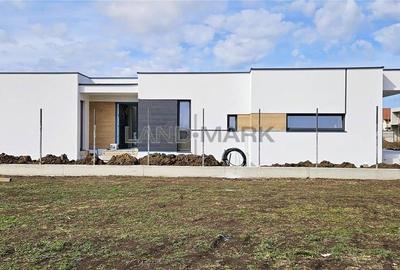 Casă cu Teren 435 Mp în Central - 2