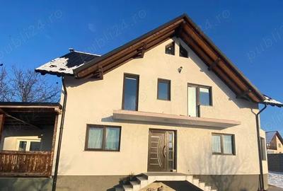 Casă cu 4 camere în Central - 3