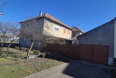 Casă cu 4 camere în Ghiroda - 2