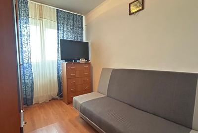 Apartament cu 3 camere semidecomandat în Bartolomeu - 12