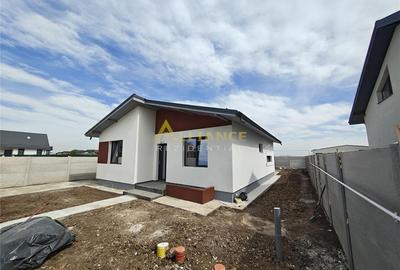 Casă individuală cu 3 camere cu Teren 427 Mp în Berceni - 2