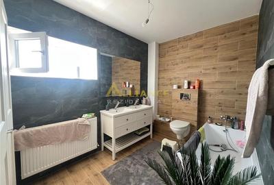 Duplex cu 4 camere cu Teren 250 Mp în Berceni - 11