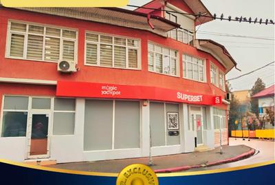 Spațiu comercial, de 25 mp, în Central - 1