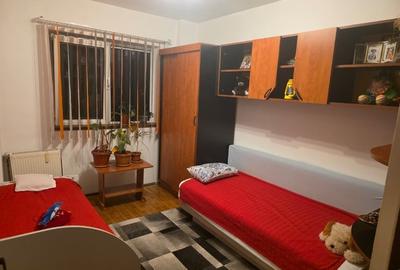 Apartament 4cam Str Dumbrava Noua Decomandat 2bai 2Balcoane - 4