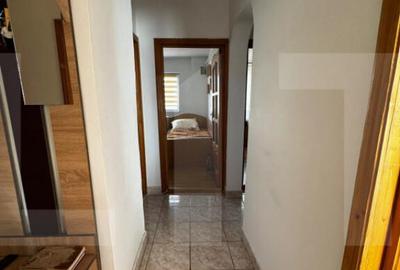 Apartament cu 3 camere decomandat, mobilat în Central