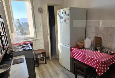 Apartament cu 4 camere semidecomandat în Simeria - 8