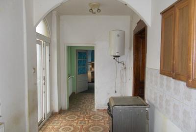 Casa batraneasca,  parter,  Dudestii Noi, 5 camere, teren 870mp - 2