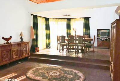 Casă cu 8 camere cu Teren 1038 Mp în Lucieni - 10