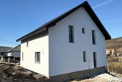 Casă cu 4 camere în Sâncraiu de Mureș - 15