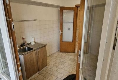 Apartament cu 3 camere decomandat în Dacia - 11