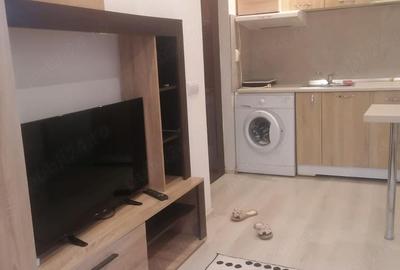 Garsonieră nedecomandată în Central - 1