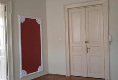 Inchiriez apartament elegant si spatios in vila, zona Armeneasca - 1