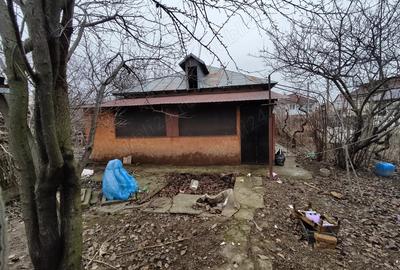 Casă cu 3 camere cu Teren 1000 Mp în Hârșova - 1