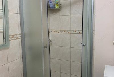 Apartament cu 3 camere în Colentina