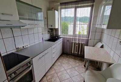 Apartament cu 2 camere semidecomandat, mobilat în Progresul - 7