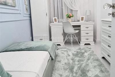 Apartament cu 3 camere decomandat în Decebal - 4