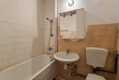 Apartament cu 3 camere semidecomandat în Girocului - 13