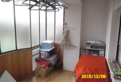 Apartament cu 4 camere semidecomandat în Intim - 7