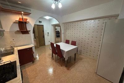 Apartament 2 camere, etaj 3 - zona Centru - 2