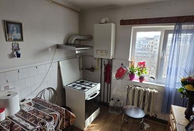 Apartament cu 2 camere semidecomandat în Micro 2 - 5