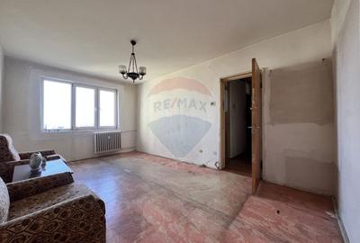 Garsoniera decomandata, luminoasa, Sos. Pantelimon nr. 237 - 8