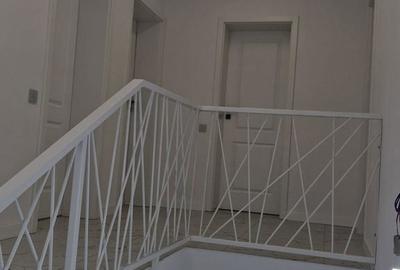 Casă cu 5 camere cu Teren 435 Mp în Oncea - 19