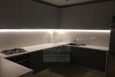2 camere cu balcon generos si vedere libera , langa metrou Straulesti