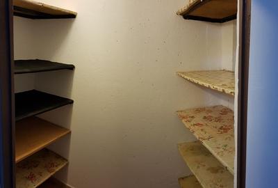 Apartament cu 2 camere decomandat în Broscărie - 1