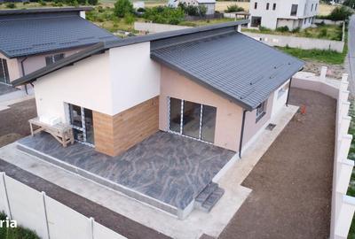 Casă cu 4 camere cu Teren 400 Mp în Ciorogârla - 2