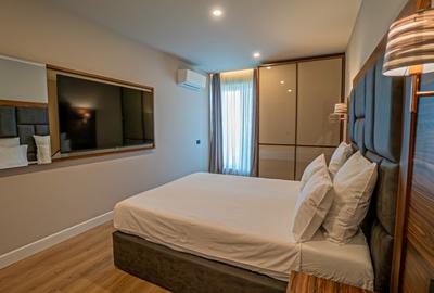 Apartament cu 3 camere decomandat, mobilat în Tomis Nord - 10