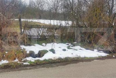 Teren de 2708 mp, în Valea - 5