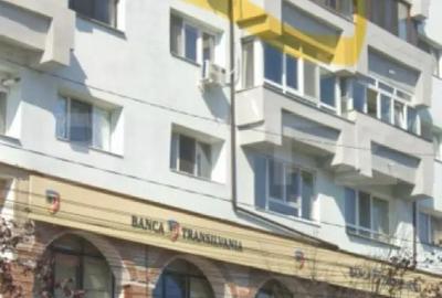 Apartament cu 4 camere decomandat, mobilat în Cetate - 2