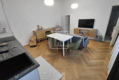 Apartament ultracentral 2 camere cu terasa si garaj inchis - 2