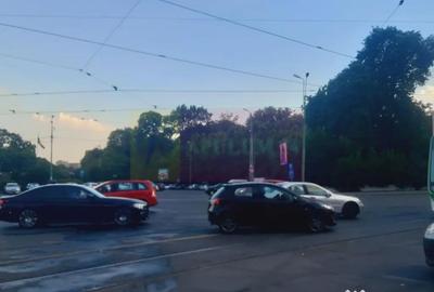 Casă cu 3 camere cu Teren 116 Mp în Centrul Civic - 2