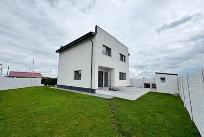 Casa individuala  P+1E   -   4 Camere   -  Pompa de caldura   -  Teren 370 mp - 3