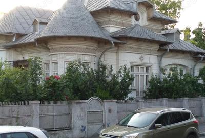 Spațiu comercial, de 150 mp, în Central