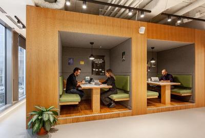 Spa?iu de birou frumos proiectat pentru 5 persoane in Spaces Expo - 8