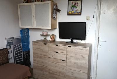 Vand sau schimb apartament 3 camere - 8