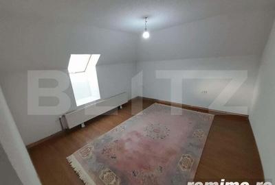 Casă cu 5 camere cu Teren 437 Mp în Central - 11