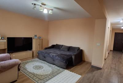 Ovidiu-Vila  cu vedere la Lacul Siutghiol........... - 3