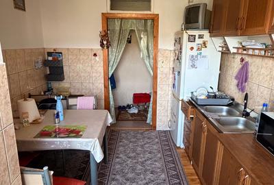 Apartament cu 3 camere decomandat în Central - 2