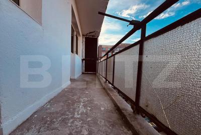 Apartament 3 camere, Bulevardul 1 Mai, zona Sara - 15