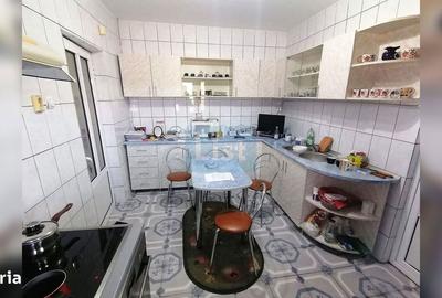 Casă cu 3 camere în Sânnicoară - 1
